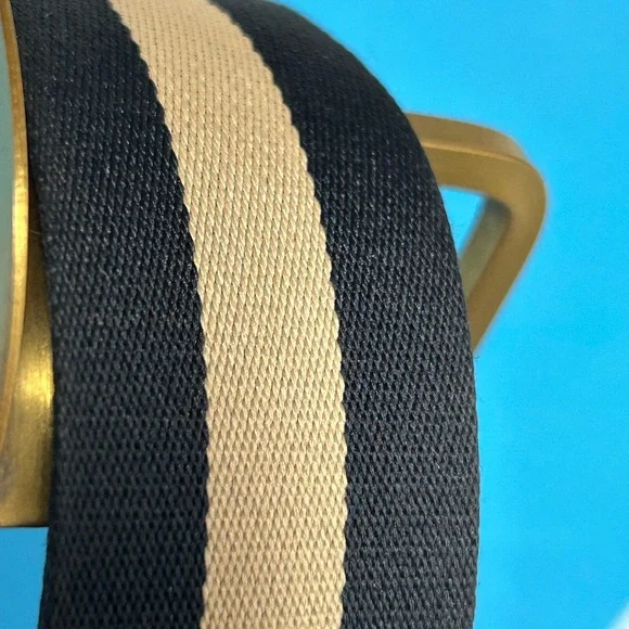 Coach Charles Blue Floral Hawaiian Messenger Bag Approx. 13 x11x3 F59301 - Picture 10 of 17